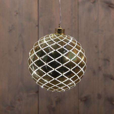 KERSTHANGER BAL GLAS DIAMANT PATROON 12LED WARM WIT OP BATTERIJ MET TIMER D15CM GLIMMEND GOUD